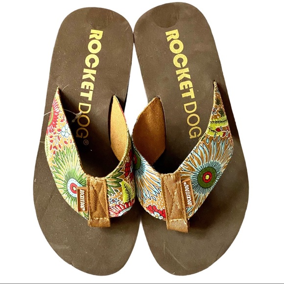 Rocket Dog | Shoes | Rocket Dog Womens Nwt Brown Flip Flop Design Sz 7 |  Poshmark